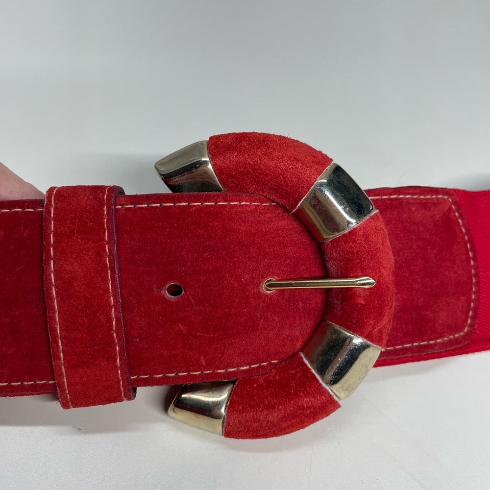 OMEGA women’s Wide Red Suede  Vintage gold Buckle Belt With Stretch Tape Sz SM